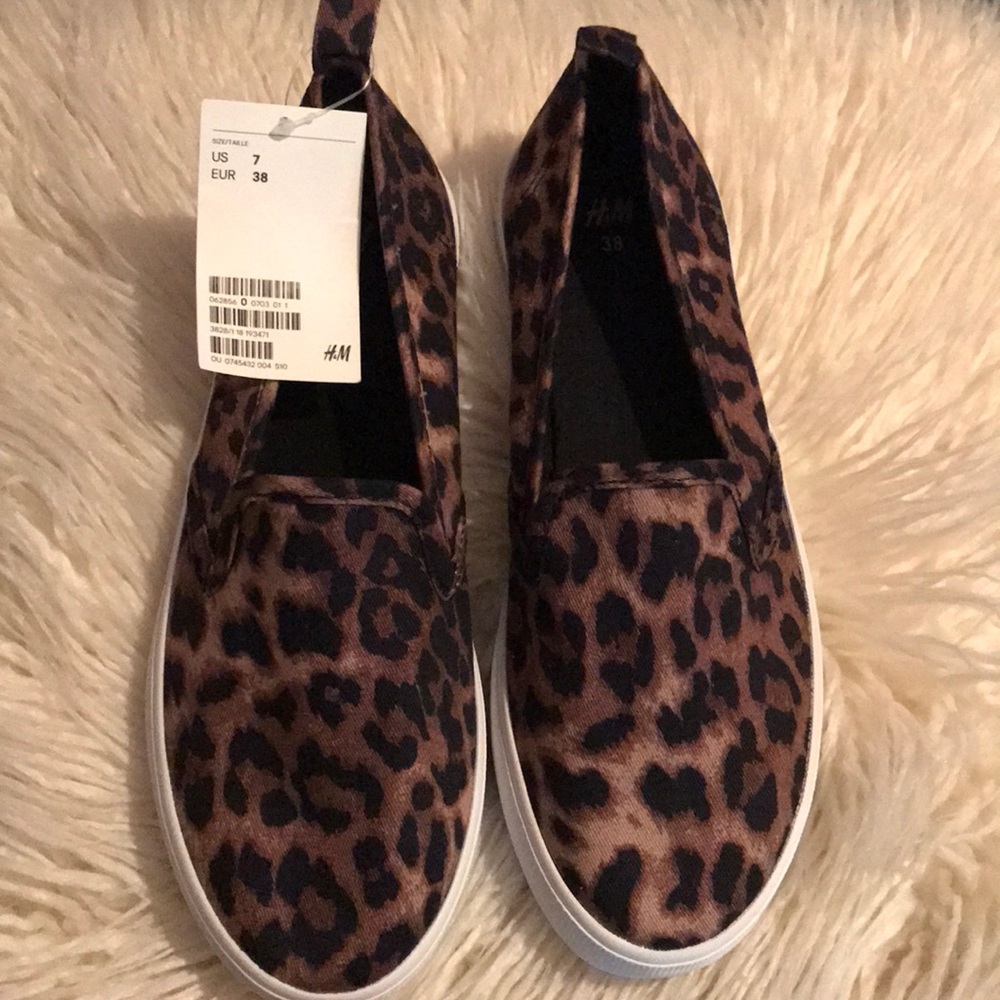 SOLD. H&M leopard slip on size 7